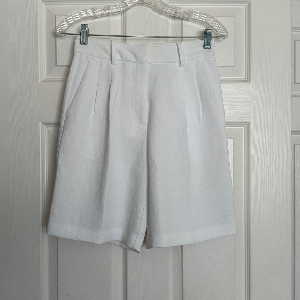Open Edit White The Curator Pleated Bermuda Shorts 0